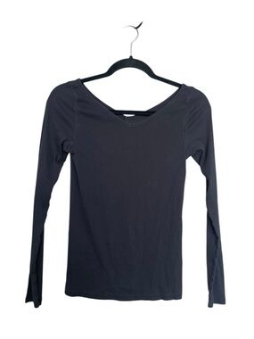 Everlane Black Long-Sleeve V-Neck Tee